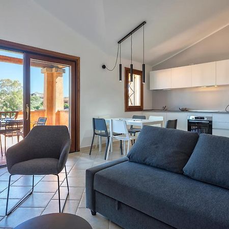 House Of Lens Apartman Golfo Aranci Kültér fotó