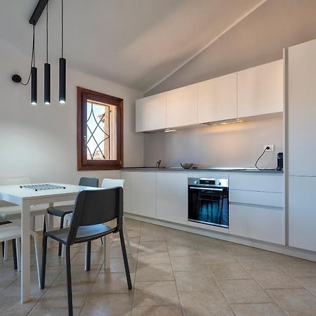 House Of Lens Apartman Golfo Aranci Kültér fotó